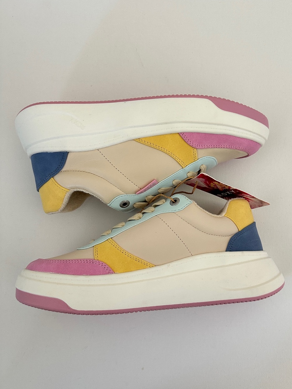 Roxy Tan Pink Blue Yellow Color-Block Sneakers Size 7 - Picture 4 of 12